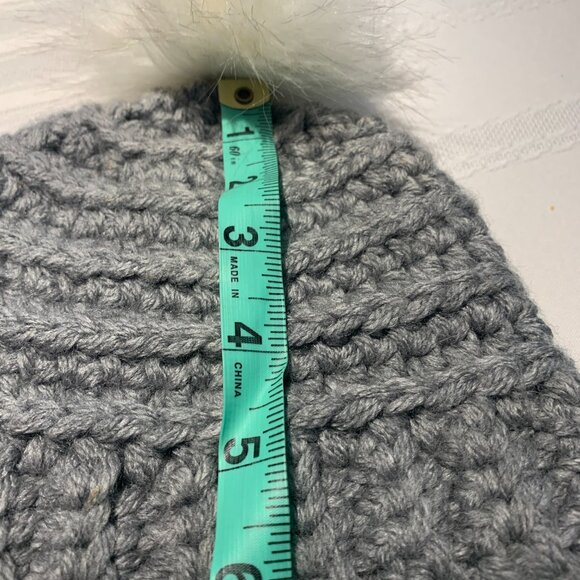 Childs Knitted Hat With Pompom - Picture 5 of 5